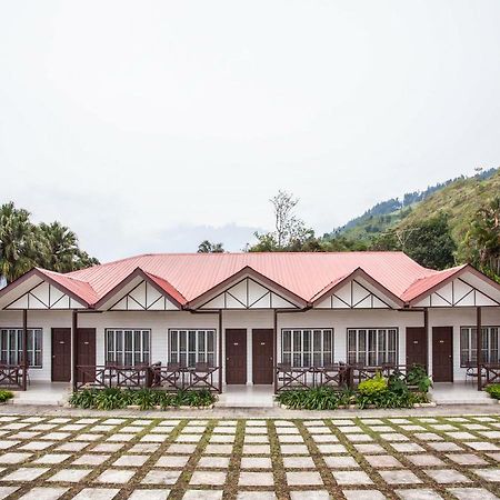 Super Oyo 89300 Zen Garden Resort Ranau Buitenkant foto