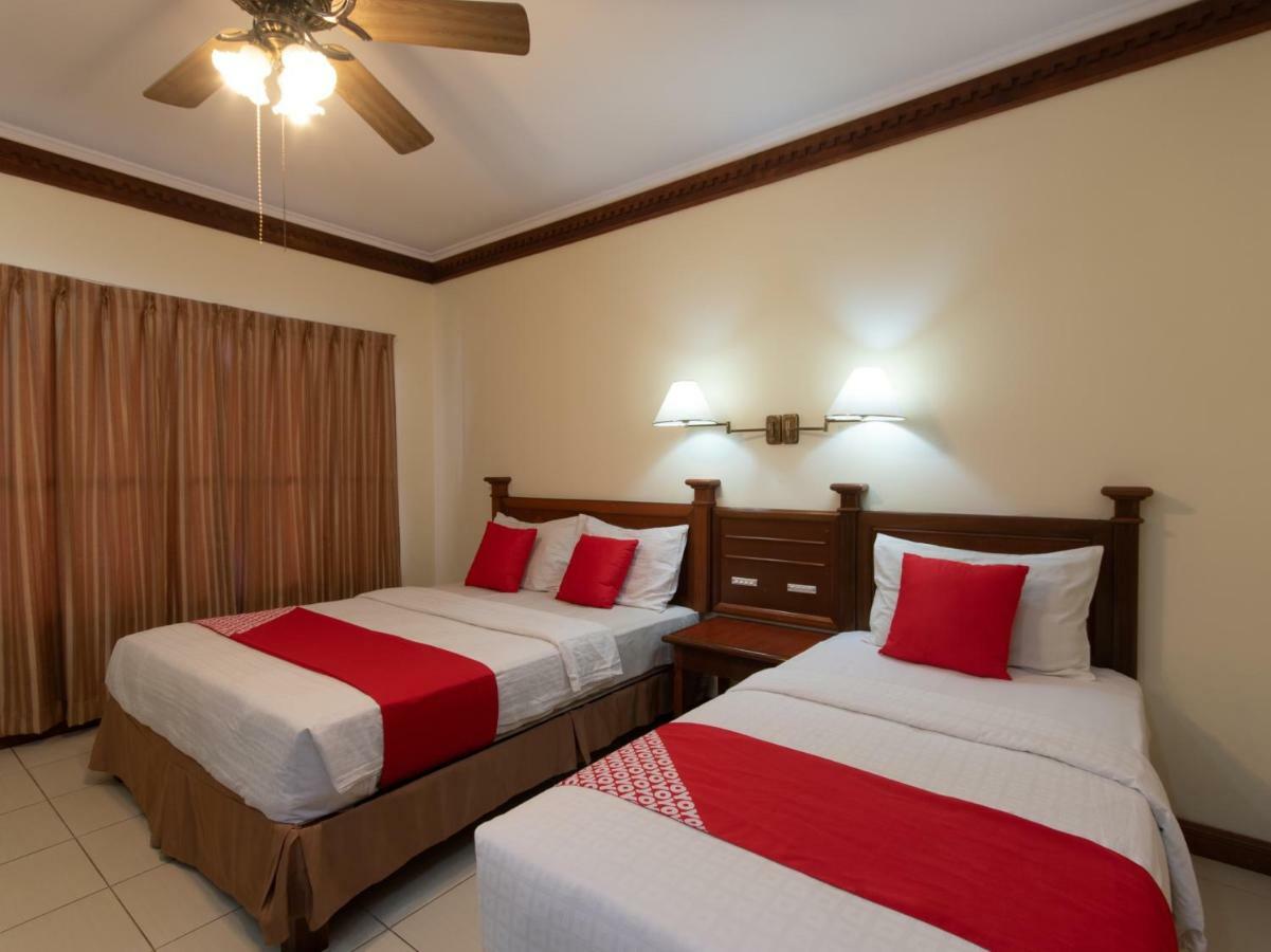 Super Oyo 89300 Zen Garden Resort Ranau Buitenkant foto