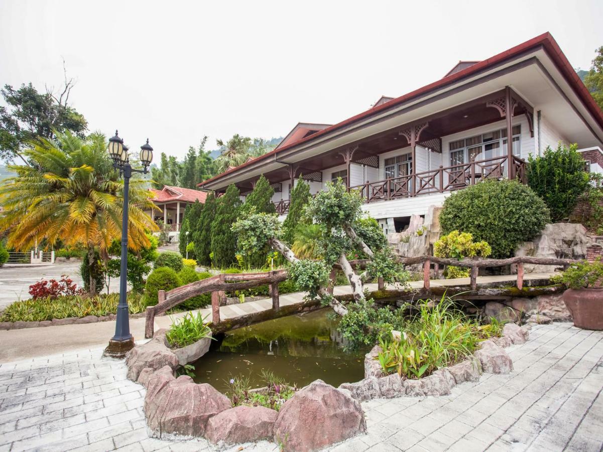 Super Oyo 89300 Zen Garden Resort Ranau Buitenkant foto
